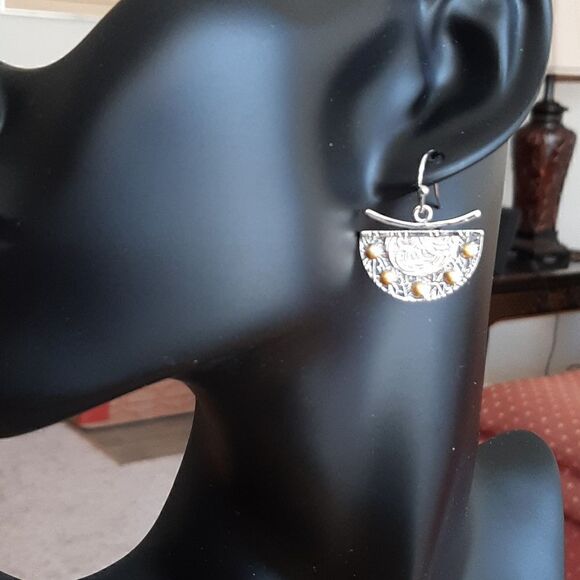 NWOT  Semi circle  fan shaped copper and silver toned earrings. - Picture 3 of 5